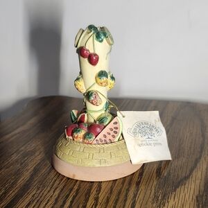 1997 SHAKER HEARTH  Cookie Press